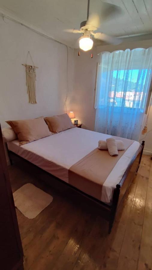 Villa Retro Wooden House Gaios Extérieur photo